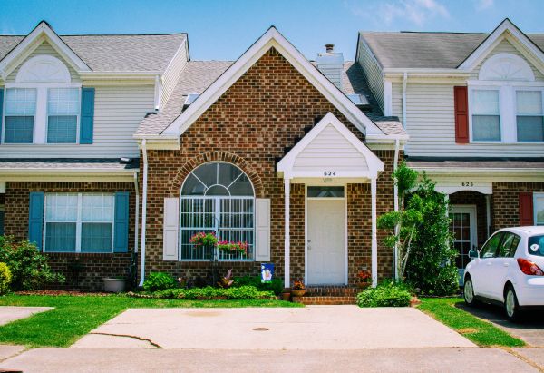 Top stratégies pour rénover efficacement et augmenter la valeur de votre maison